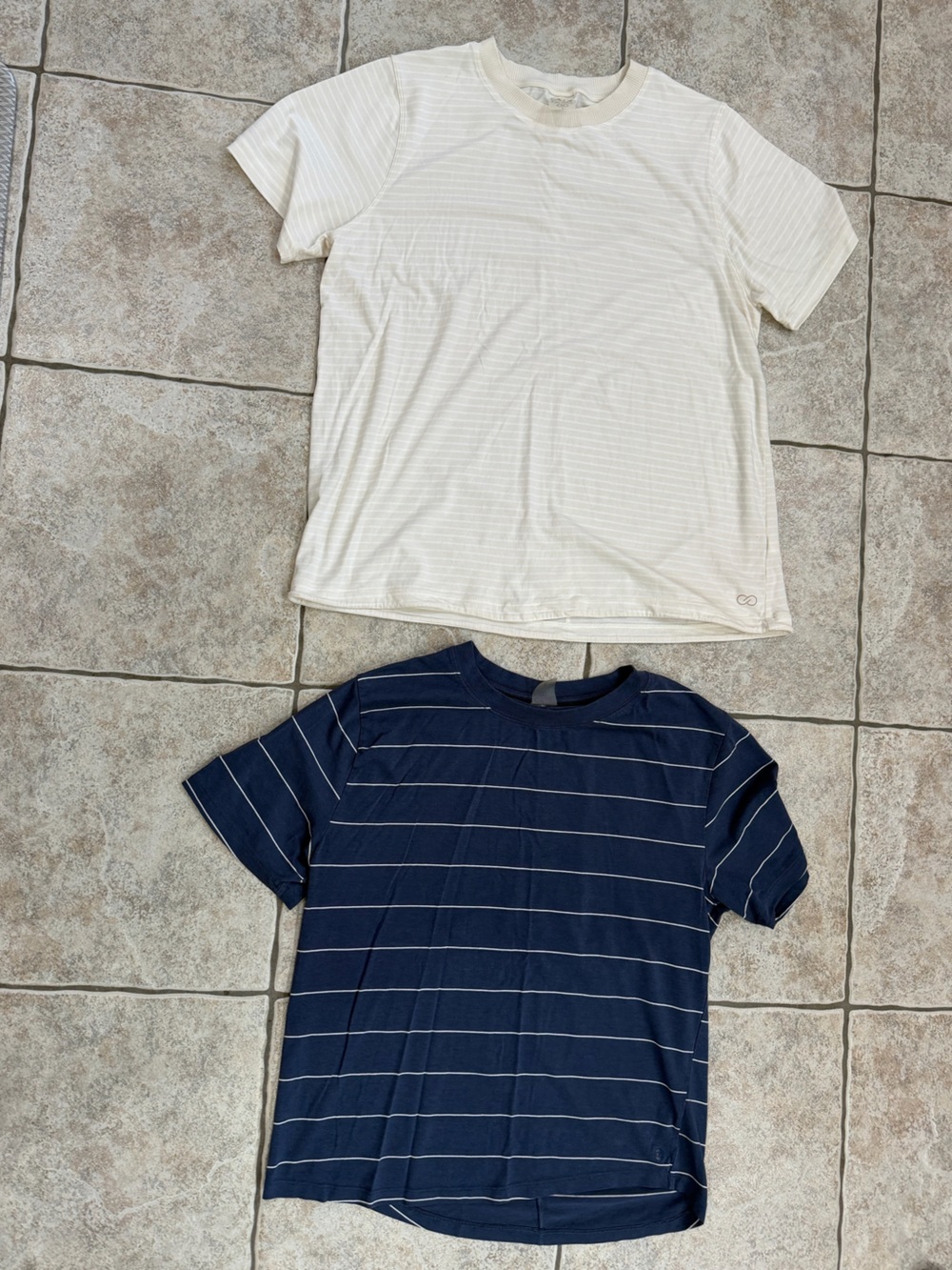 Women’s Calia tee shirt bundle womens size large